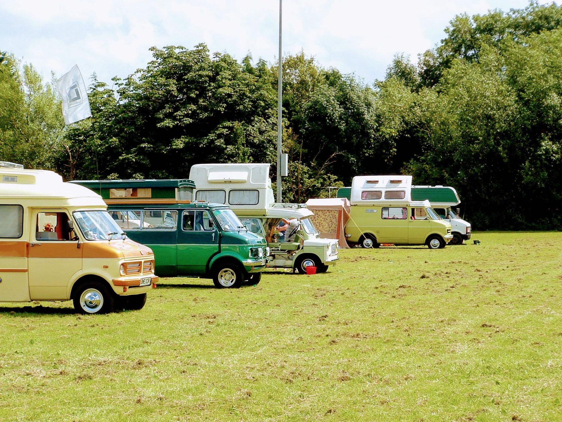 Welcome to the Classic Camper Club | The Club for Old Camper Vans